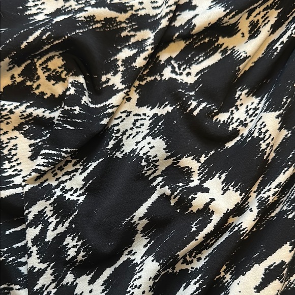 H&M Black and White Sheath Midi Dress - Picture 4 of 4